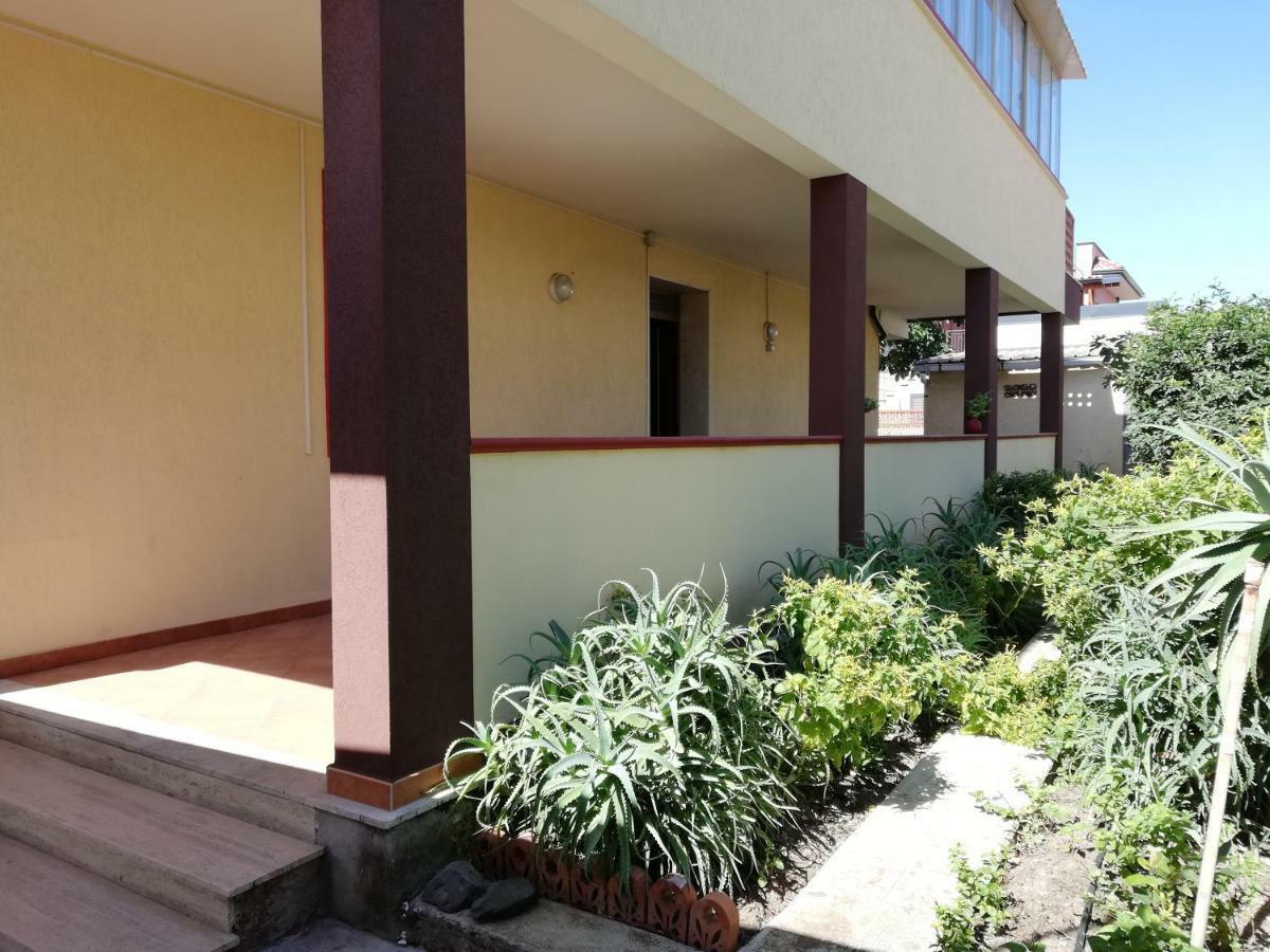 Maison Du Soleil Agnone Bagni Kültér fotó